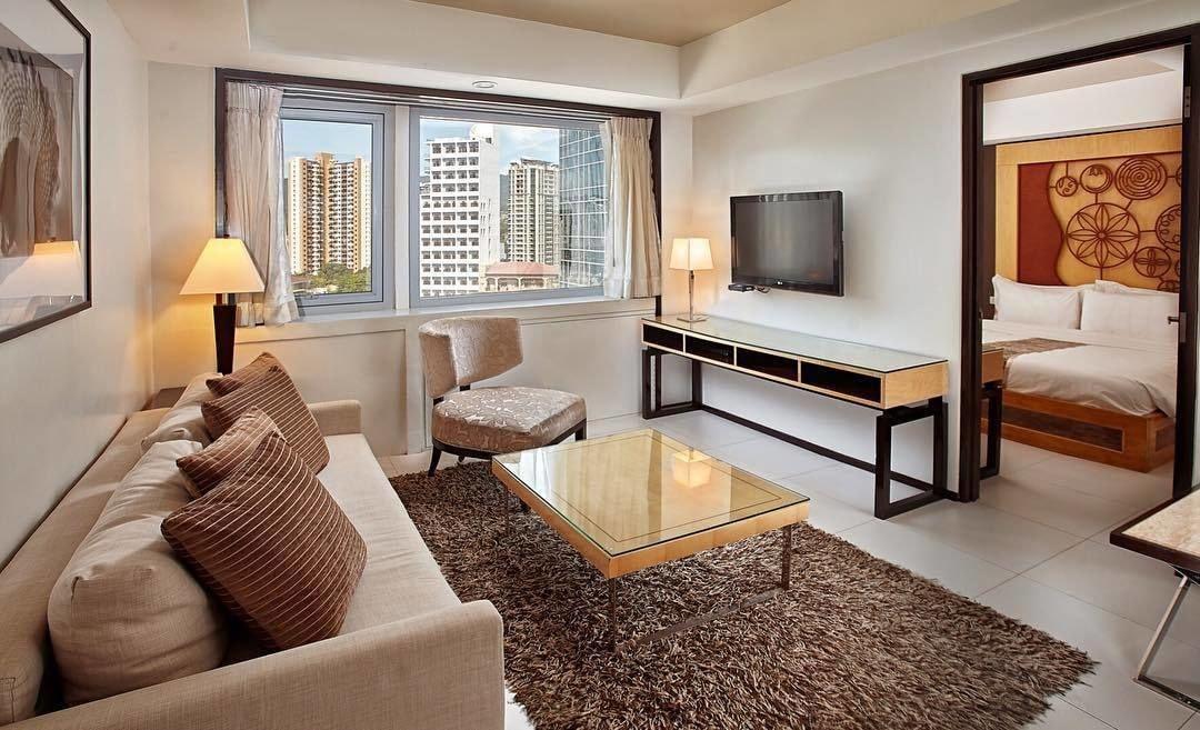 Quest Serviced Residences - Multiple Use Hotel Cebu Extérieur photo