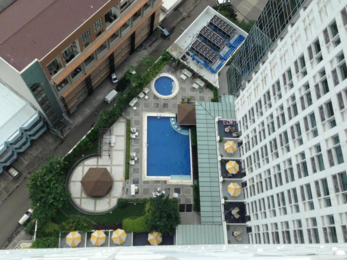 Quest Serviced Residences - Multiple Use Hotel Cebu Extérieur photo